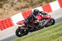 cadwell-no-limits-trackday;cadwell-park;cadwell-park-photographs;cadwell-trackday-photographs;enduro-digital-images;event-digital-images;eventdigitalimages;navarra;no-limits-trackdays;peter-wileman-photography;racing-digital-images;trackday-digital-images;trackday-photos